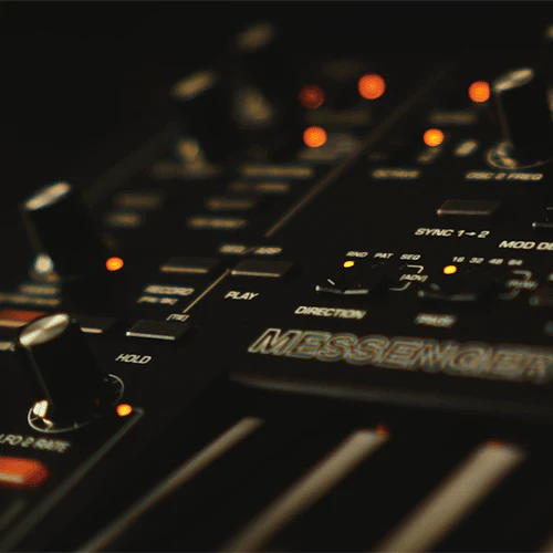 Moog Messenger